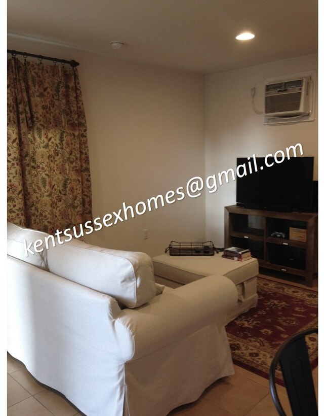 Photo - 206 Harrington Ave