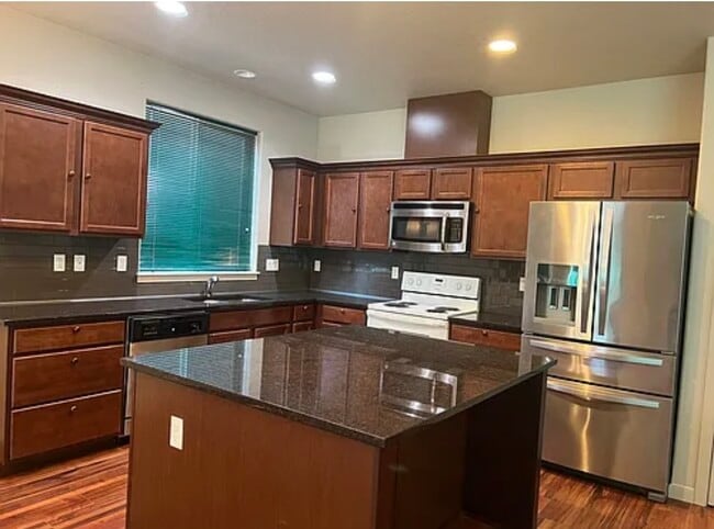 Photo - 3007 SW 176th Ave