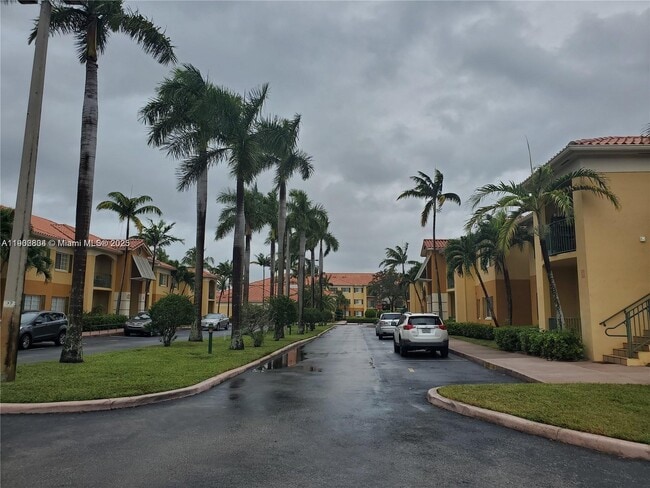 Photo - 7260 NW 114th Ave Unit 10610