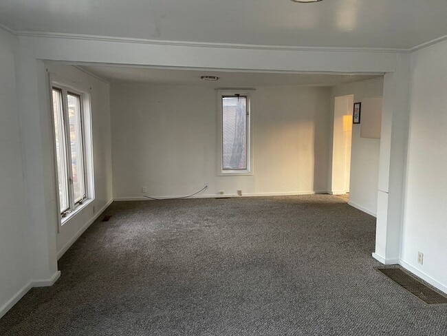 Photo - 4 bedroom, 1 bath. Dogs Ok, Remodeled in 2020, Laundry Hookups and Fenced Yard