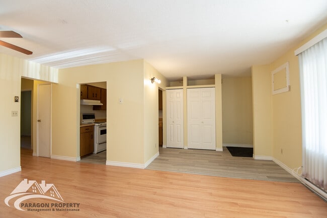 Photo - 6 Sarah Crescent Unit 9