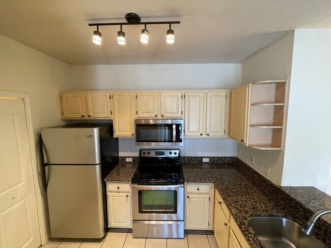 Photo - Water View!! 4 Bedroom/2 Bath Orlando Condo in Bella Terra! Unidad 11207