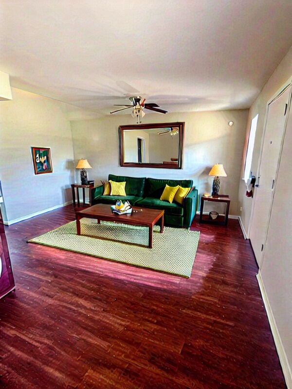 Photo - 317 W School St Unidad B