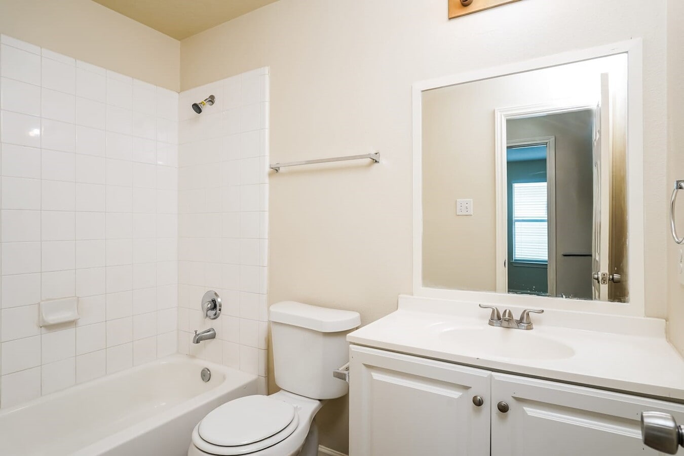 Photo - 8583 Chaletford Dr