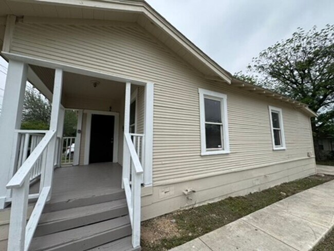 Photo - Corner-Lot Home in Denver Heights, Near I-10 – Move-In Ready with Spacious Yard & Updates