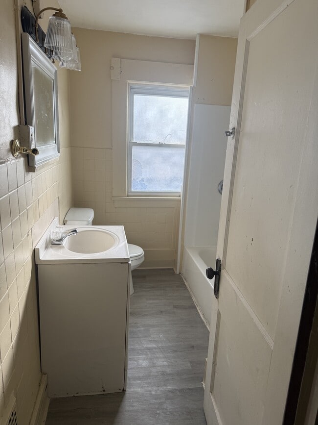 Photo - 103 Rhoda Ave