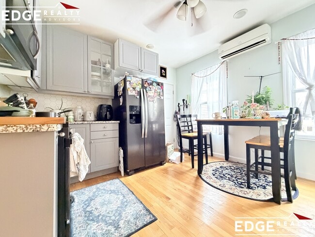 Photo - 13 Weitz St Unit 2