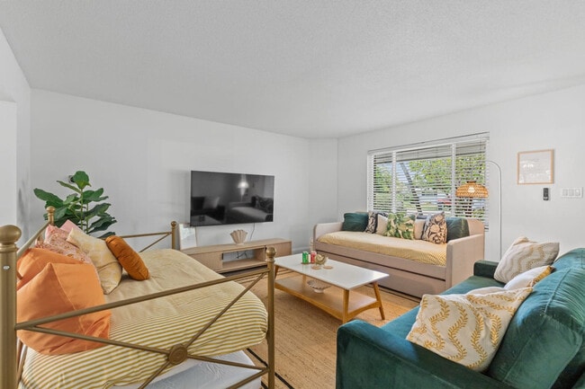 Photo - 460 Magellan Dr Unidad ID1407651P