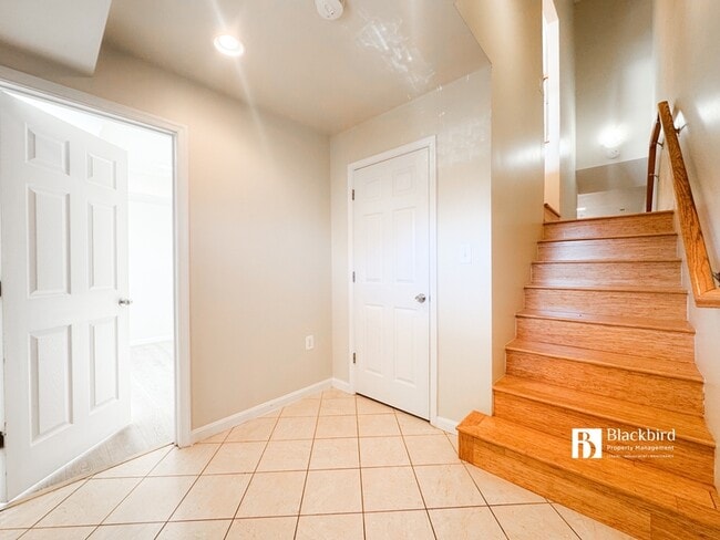 Photo - 5030 B St SE