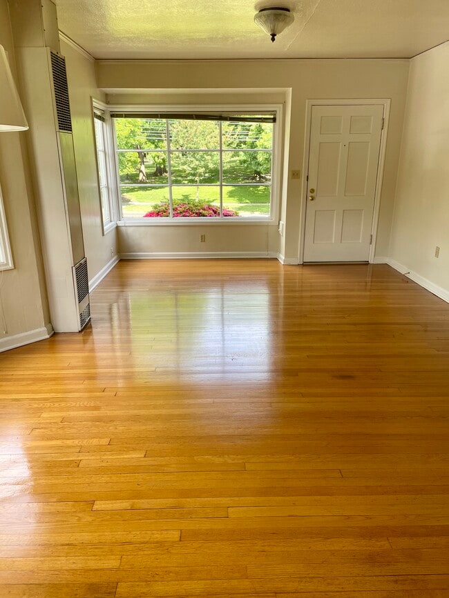 Photo - 3233 NE 7th Ave Unit 3233