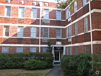 Building Photo - Five Points Rental
