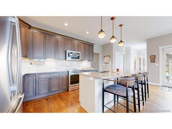 Photo - 726 N 6th St