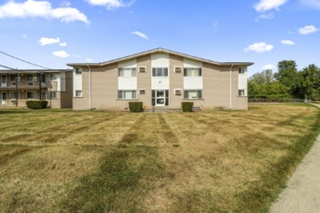 Building Photo - 750 Harrison Blvd