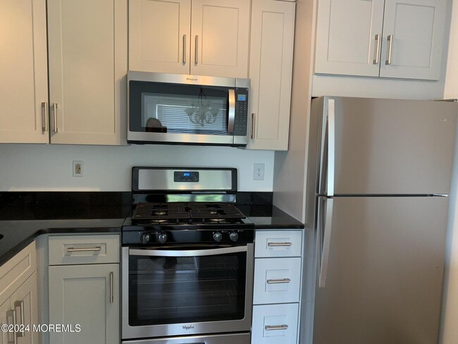 Photo - 462 Magnolia Ct