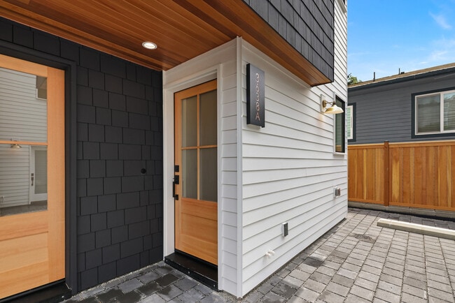 Photo - 3638 Greenwood Ave N