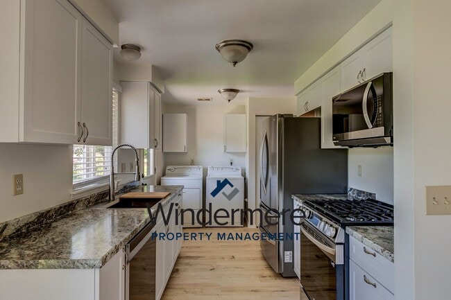 Photo - 2 Bed 1 Bath House W/ Garage