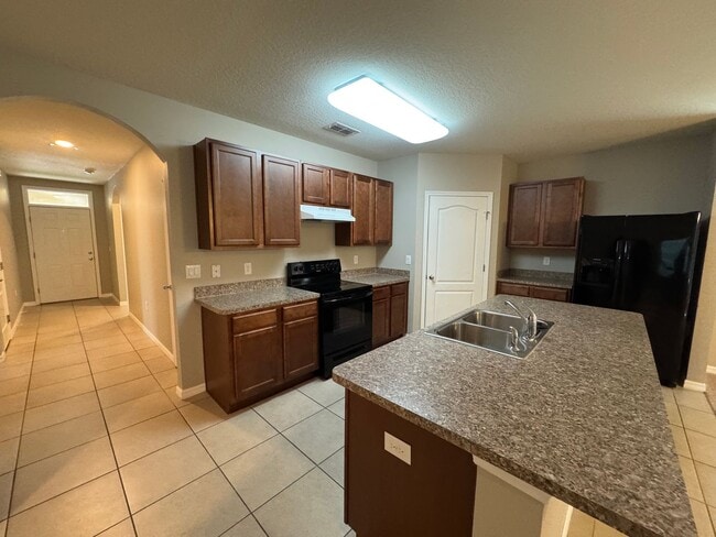Photo - Beautiful 4 BR / 2 BA Home in Winter Haven!