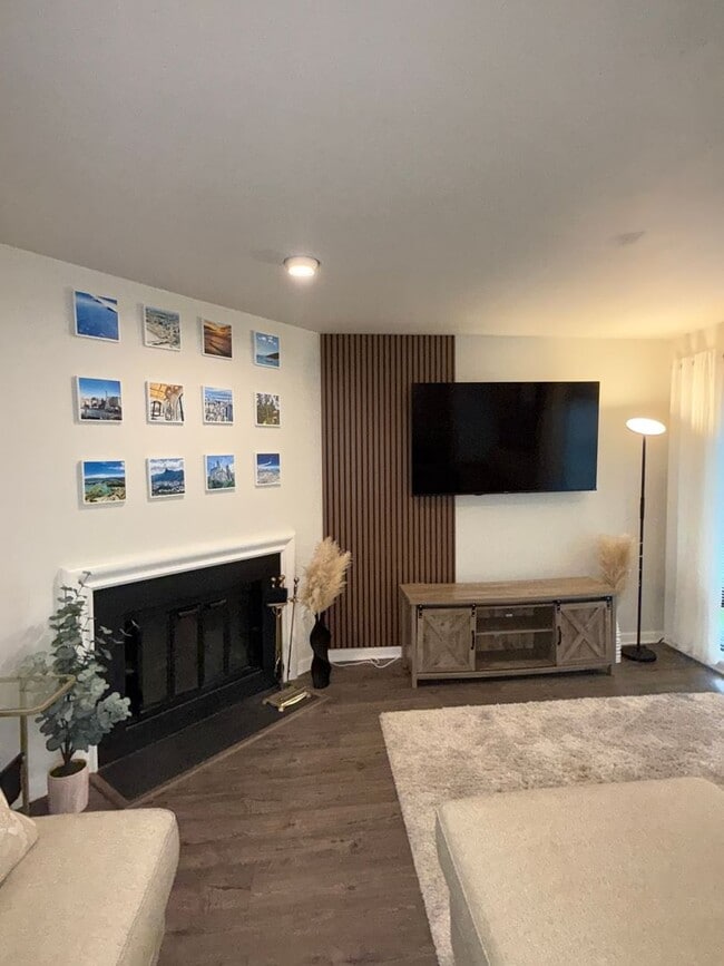 Photo - Modern Comfort in Sought-After Gaithersburg