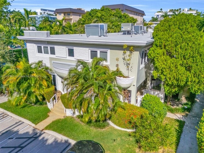 Building Photo - 1101 98th St Unit 5