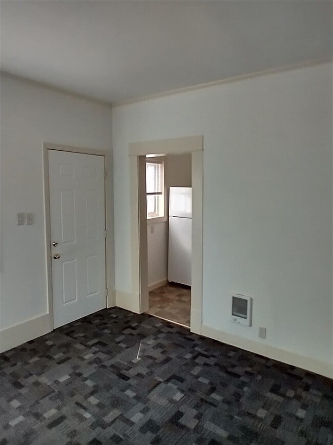 Photo - 302 Maple St Unidad 4
