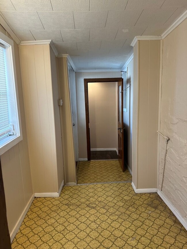 Photo - Charming 3 Bedroom 2 Bathroom House near RACC