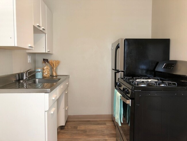 Photo - Alexander's Place Apartments