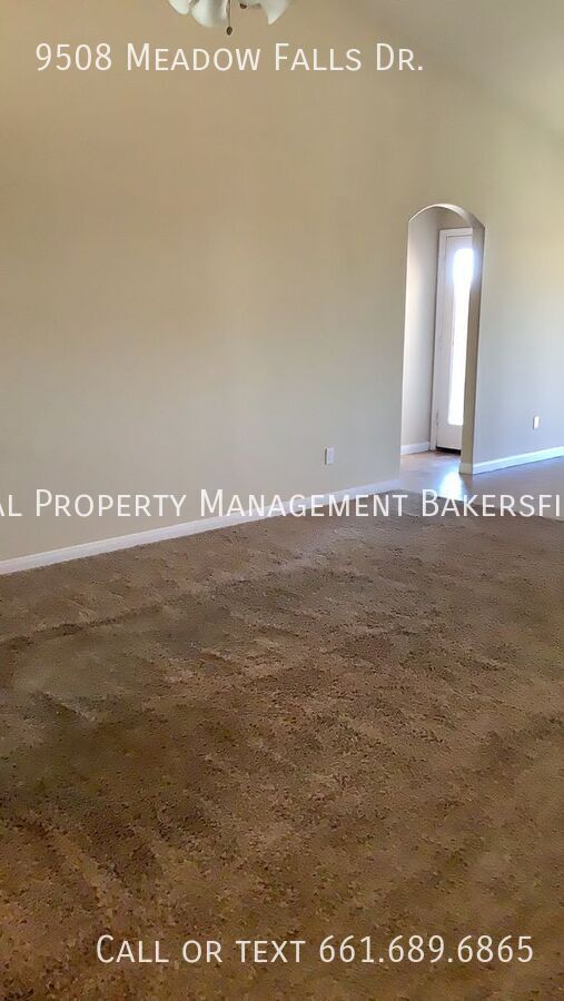 Photo - 9508 Meadow Falls Dr