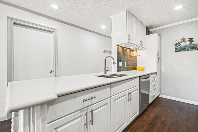 Photo - 307 Yacht Club Ln Unidad 307