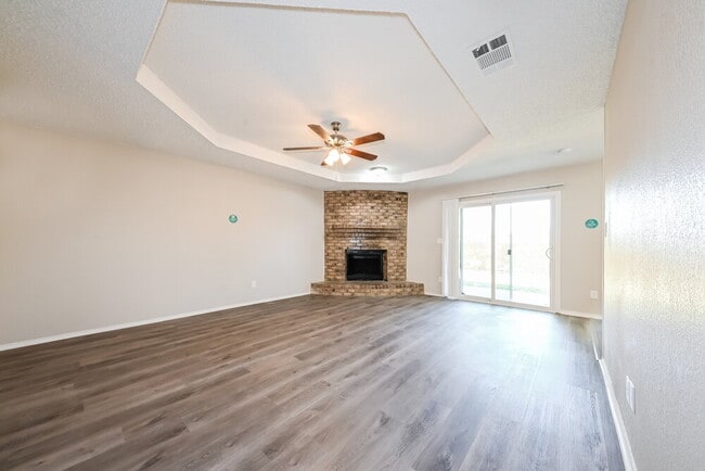 Photo - 1101 Twin Cedar Ct