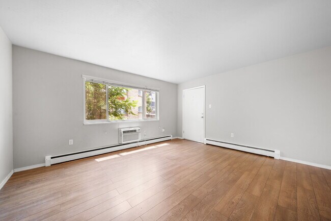 1770 Eaton St Unit 2