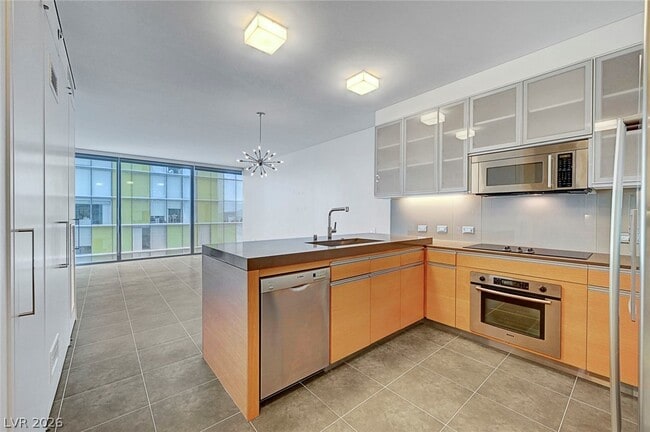 Building Photo - 3722 S Las Vegas Blvd Unit 2310