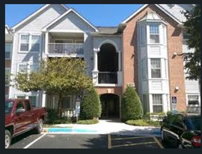 Photo - 4411 Silverbrook Ln Unit h301