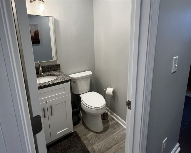 Photo - 210-216 N Main St