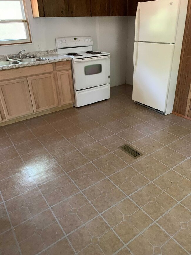 Photo - Attention Section 8 Vouchers! Available Now! Rent this 3 bedroom home in Aiken!