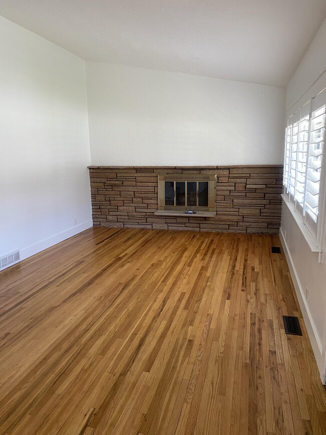 Photo - 4364 S 2950 E