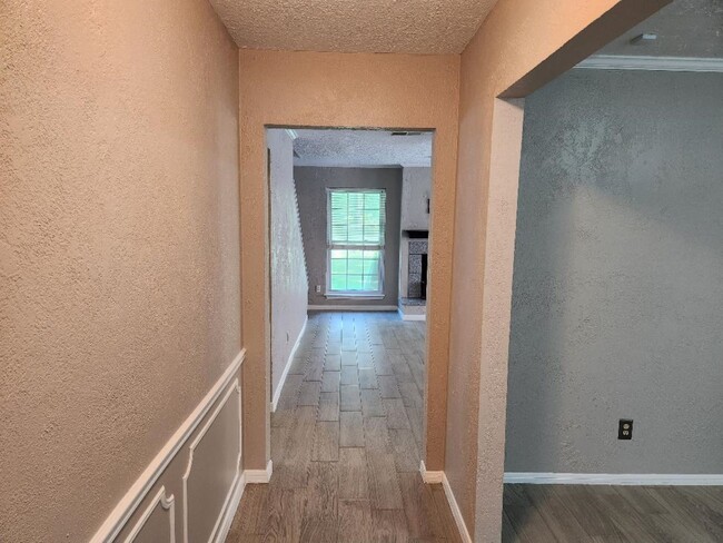 Photo - 2322 Deer Valley Dr