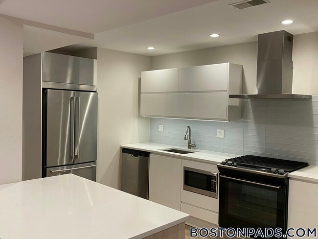 Photo - 118 Buttonwood St Unidad 3