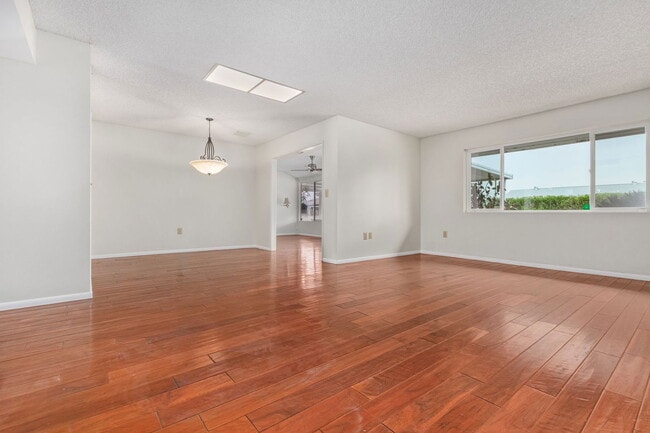 Photo - 14022 Whispering Lake Dr