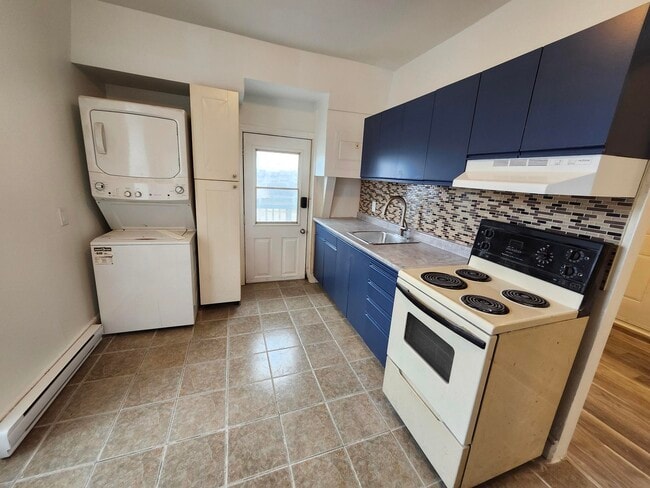 Photo - 274 Duke St W Unit 3