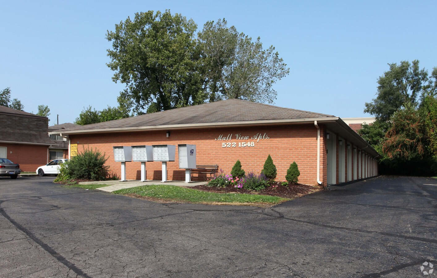 Photo - Mall View Apartments