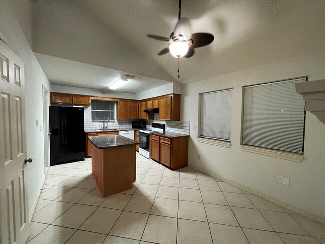 Photo - 22310 Rangeview Dr