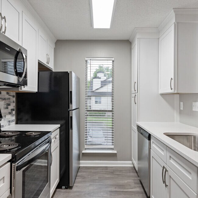 Photo - Hickory Woods