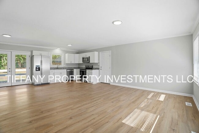Photo - 616 Dixie Dr