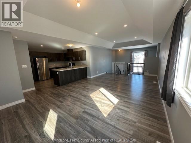 Photo - 3161 Viola Cres