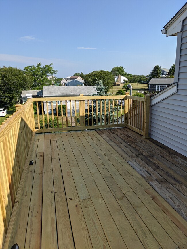 Photo - 20 Spruce Ave