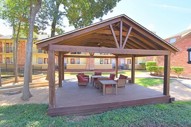 Photo - The Park At Deerbrook