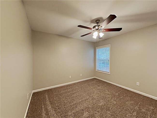 Photo - 2184 Longmont Dr