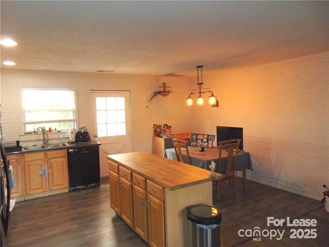 Photo - 3312 Circles End Cir