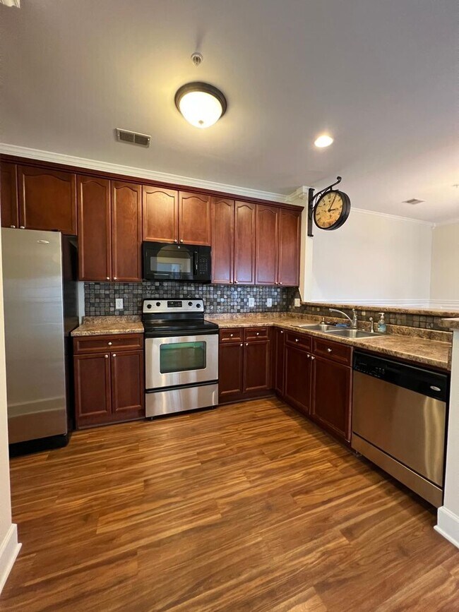 Photo - 2 bed 2 bath Lenox village condo
