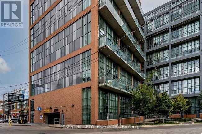 Photo - 5 Hanna Ave Unité Ph 3